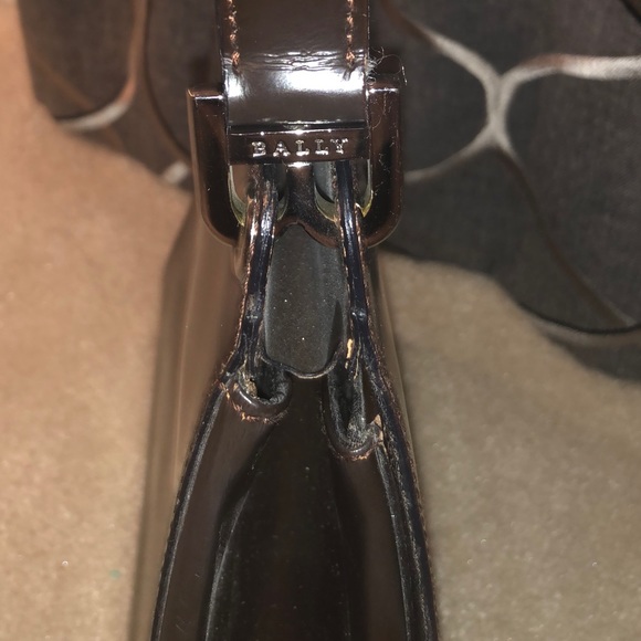 Bally Chocolate Brown Patent Leather Bag - Picture 4 of 11